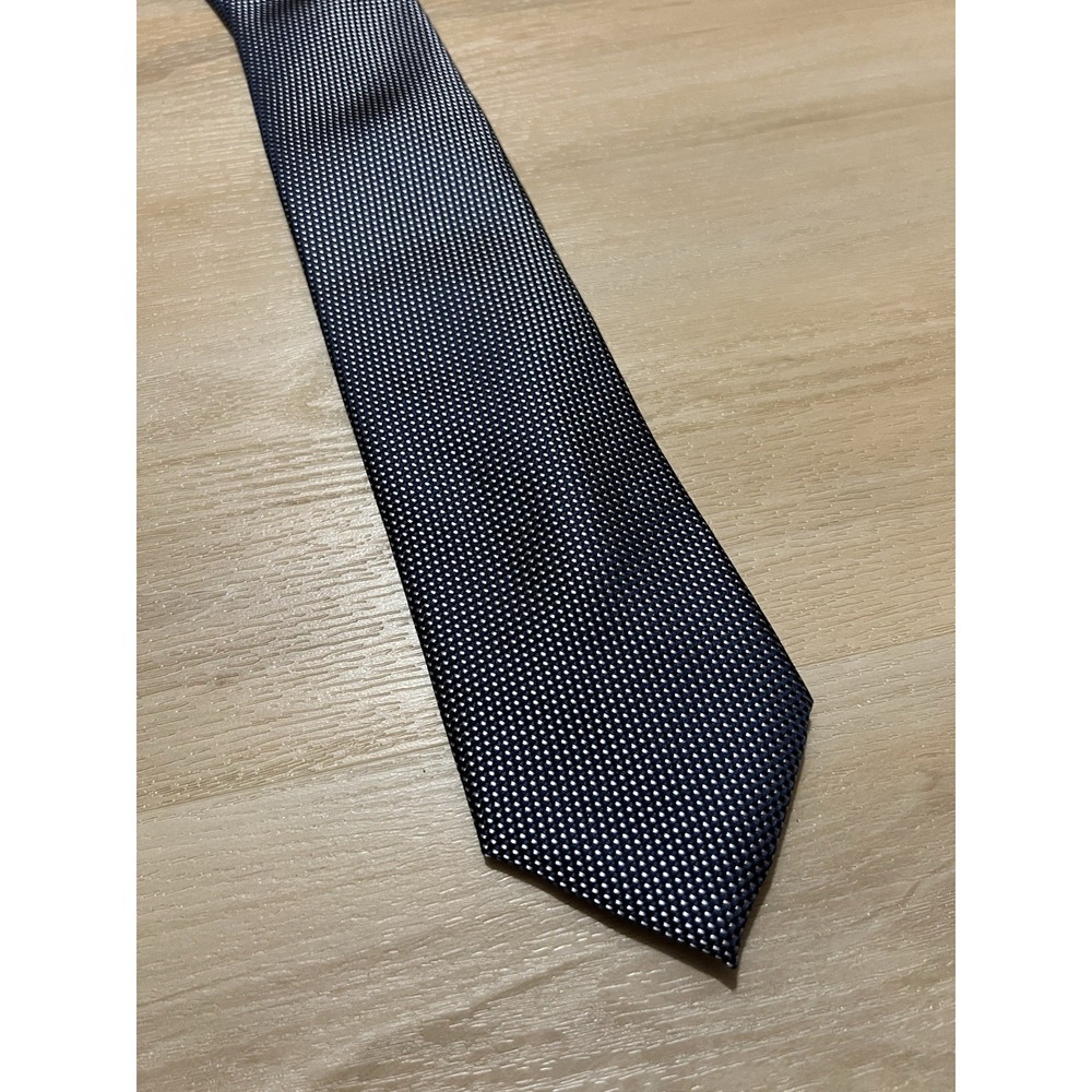 EUC Michael Kors Shiny Navy Dot Silk Tie‎ Semi Skinny Necktie